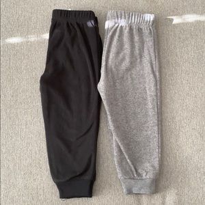 ➖🖤Carter’s EUC fleece sweatpants PAIR🖤➖